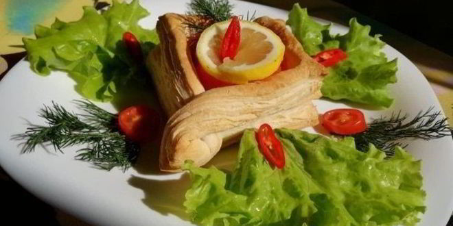 Рецепт быстрые слойки с семгой