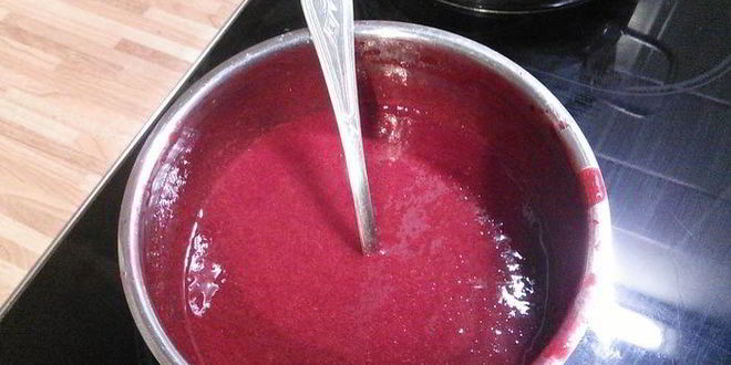 Рецепт мини-чизкейк из козьего сыра с малиной