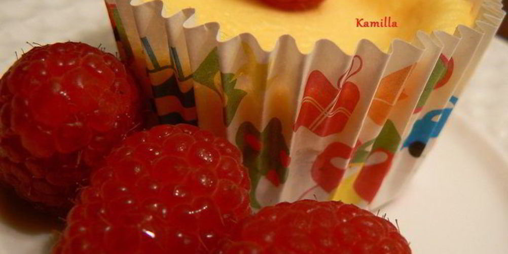 Рецепт мини-чизкейк из козьего сыра с малиной