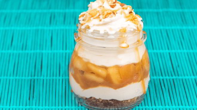 Рецепт Яблочный чизкейк в баночках