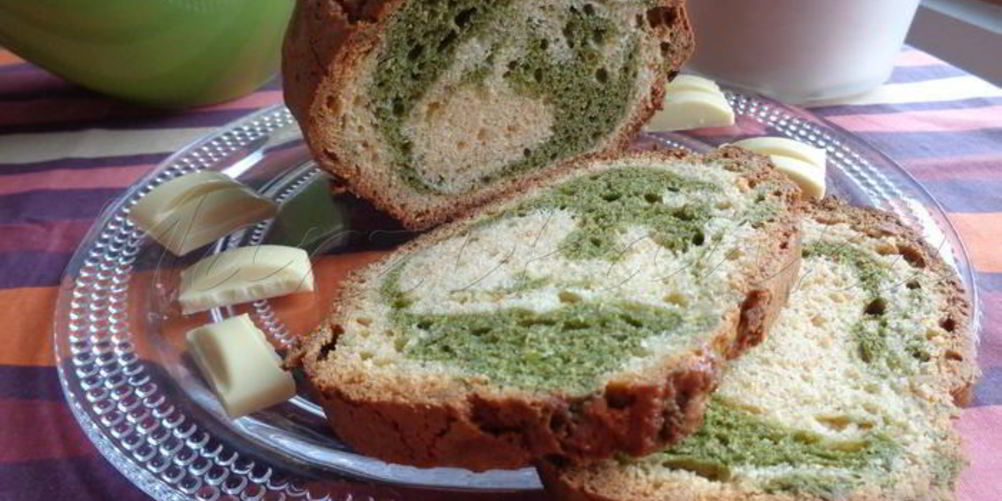 Как приготовить инновационный кекс с белым шоколадом и спирулиной