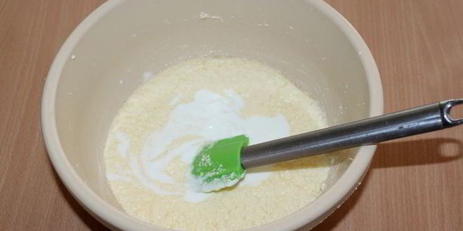 Рецепт йогуртовый кекс с клубникой