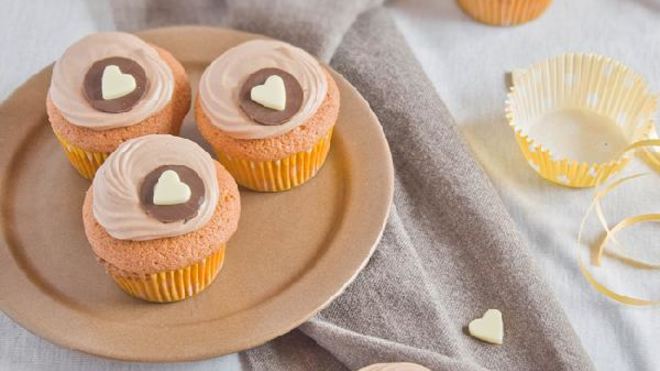 Рецепт Капкейки с двойным кремом Шоколад и бананы