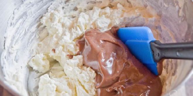 Рецепт капкейки с двойным кремом шоколад и бананы