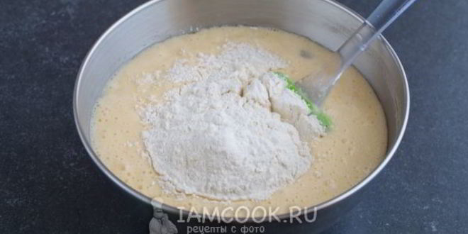 Рецепт кекс на сметане с изюмом