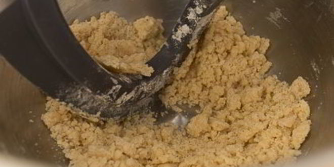 Рецепт кекс со сливами и хрустящим штрейзелем