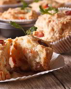 Кексики с ветчиной и сыром на закуску