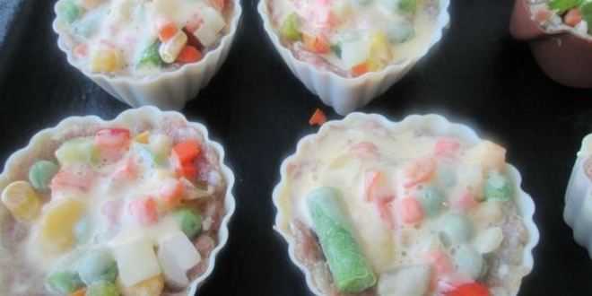 Рецепт мясные кексы с овощами