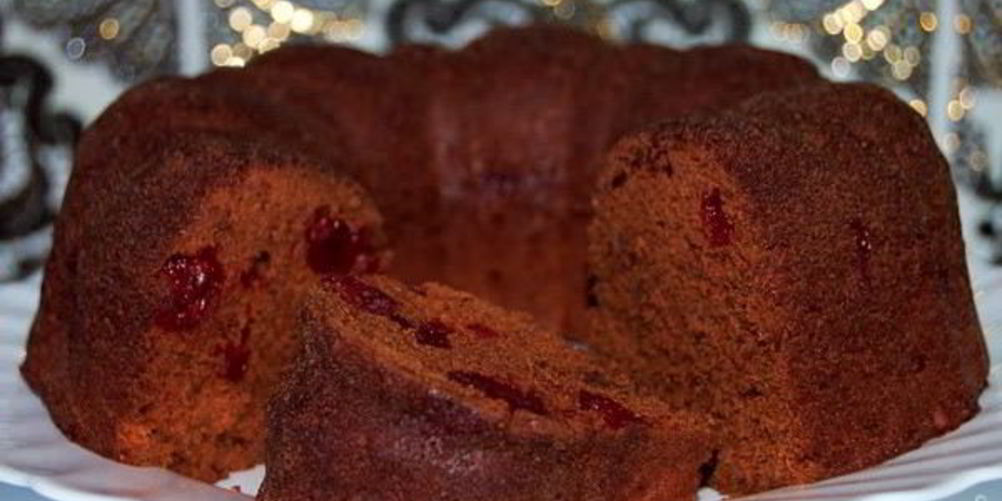 Как приготовить шоколадный кекс с вишней