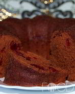 Шоколадный кекс с вишней