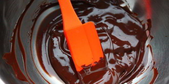 Рецепт шоколадные капкейки со взбитыми сливками