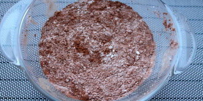 Рецепт шоколадные капкейки со взбитыми сливками