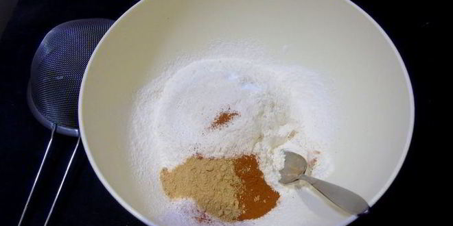 Рецепт тыквенный кекс с яблоками, клюквой и орехами