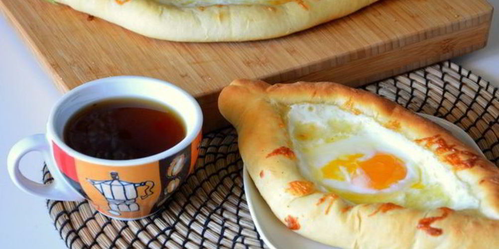 Как приготовить хачапури по-аджарски