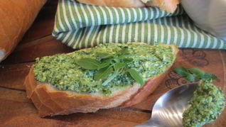 Рецепт Багет с соусом песто