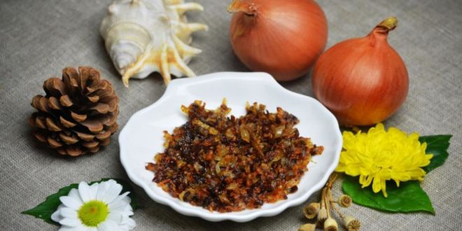 Рецепт домашний итальянский хлеб с сыром и жареным луком