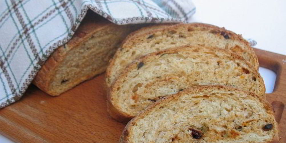 Как приготовить итальянский хлеб с оливками, маслинами, вялеными помидорами и итальянскими травами