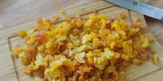 Рецепт хала с курагой и фисташками