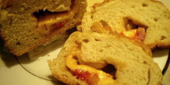 Рецепт хлеб с начинкой из бекона и перца