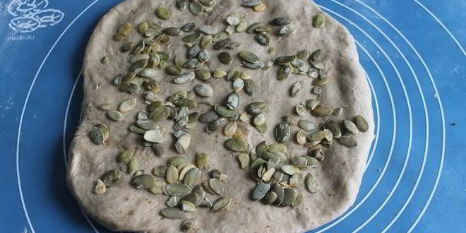 Рецепт хлеб с тыквенными семечками