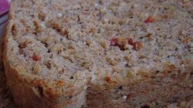 Рецепт Хлеб с вялеными помидорами и базиликом