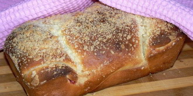 Рецепт хлеб со штрейзелем и смородиной