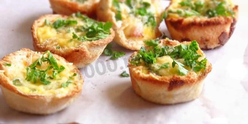 Как приготовить корзиночки из тостового хлеба с колбасой и сыром