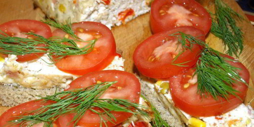 Как приготовить миндально-куриный хлеб с овощами