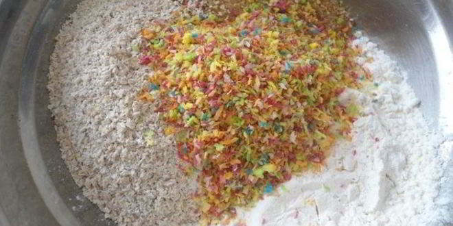 Рецепт овсяно-кокосовые сконы со смородиной