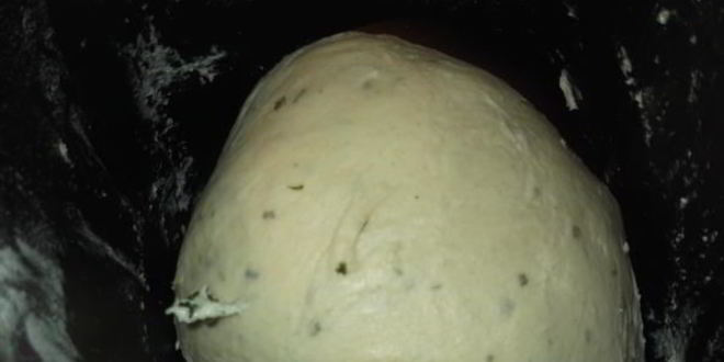 Рецепт пшеничный хлеб с моцареллой и штрейзелем