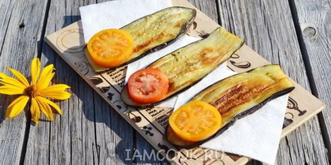 Рецепт конвертики из баклажанов с помидорами и плавленым сыром