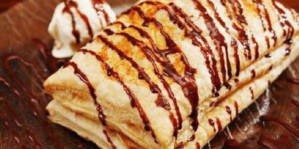 Как приготовить конвертики иза слоеного теста с мороженыма