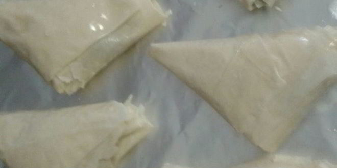 Рецепт конвертики из теста фило со шпинатом и картофелем