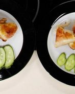 Конвертики с гребешками, семгой и сыром