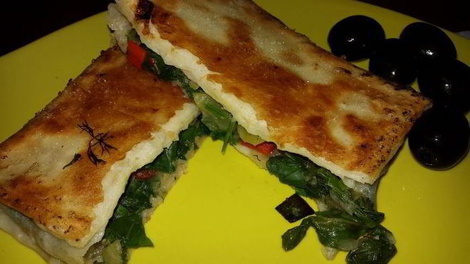 Рецепт Конвертики с мангольдом, болгарским перцем и зеленью