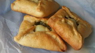 Рецепт Конвертики с перепелиным яйцом и зеленью