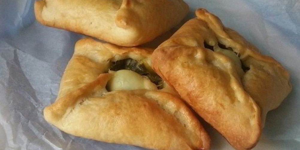 Как приготовить конвертики с перепелиным яйцом и зеленью