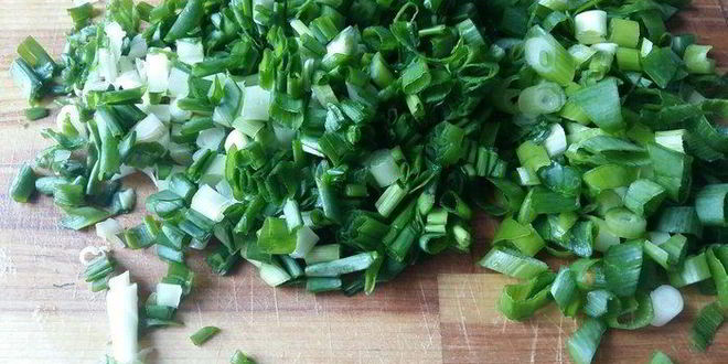 Рецепт конвертики с перепелиным яйцом и зеленью