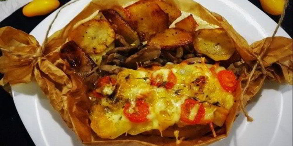 Как приготовить конвертики со свининой и картофелем