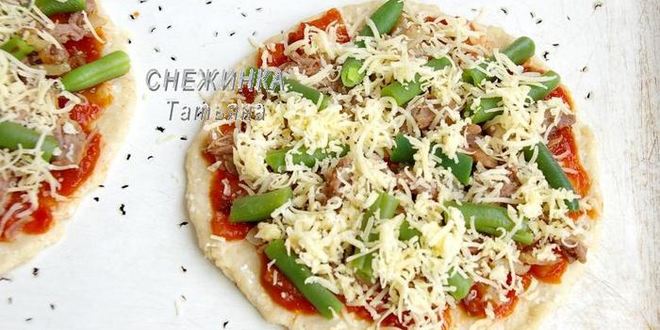 Рецепт домашние творожные лепешки с мясом, овощами и сыром