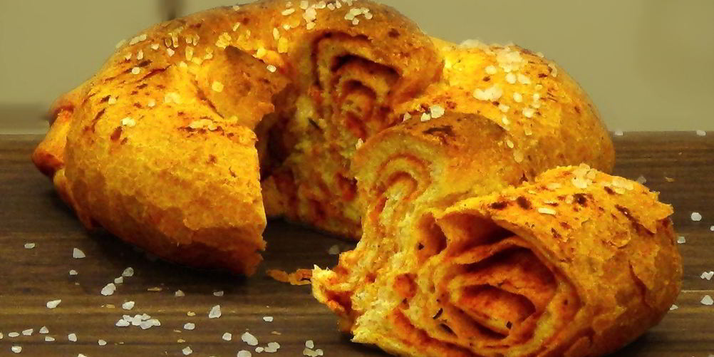 Рецепт картофельная фокачча с томатами и чесноком