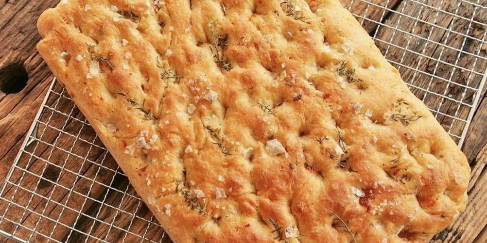 Рецепт хрустящая фокачча с мини-моцареллой