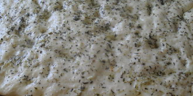 Рецепт фокачча с розмарином и чесноком