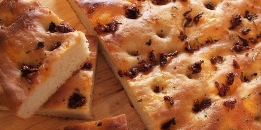 Как приготовить фокачча с вялеными помидорами