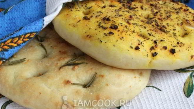 Рецепт Фокачча тонкая с ароматными травами