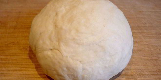 Рецепт индийская лепешка с куриной колбаской и овощами