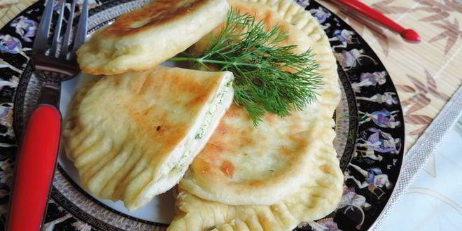Рецепт лепешки на простокваше весенние с творогом и зеленью