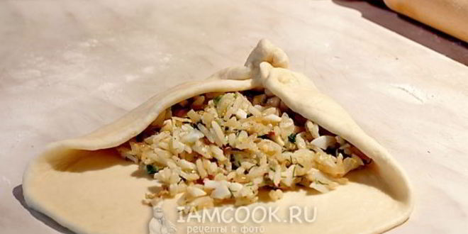 Рецепт лепешки с начинкой из риса и яйца