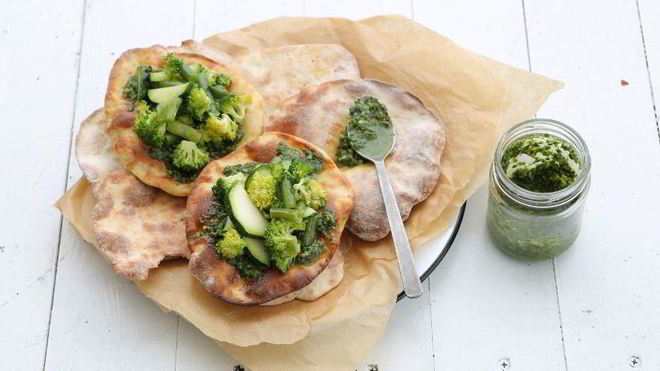 Рецепт Лепешки с песто из разнотравья