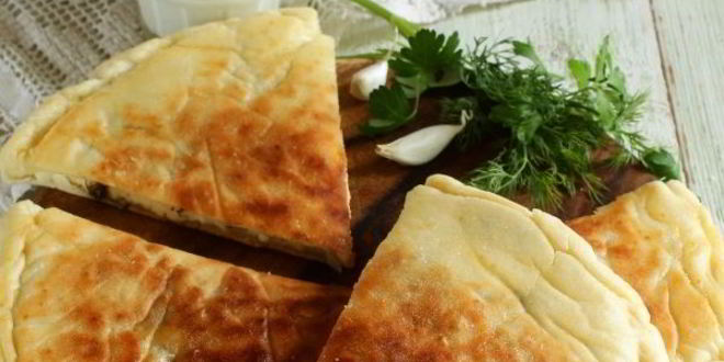 Рецепт лепешки с творогом на кефире на сковороде